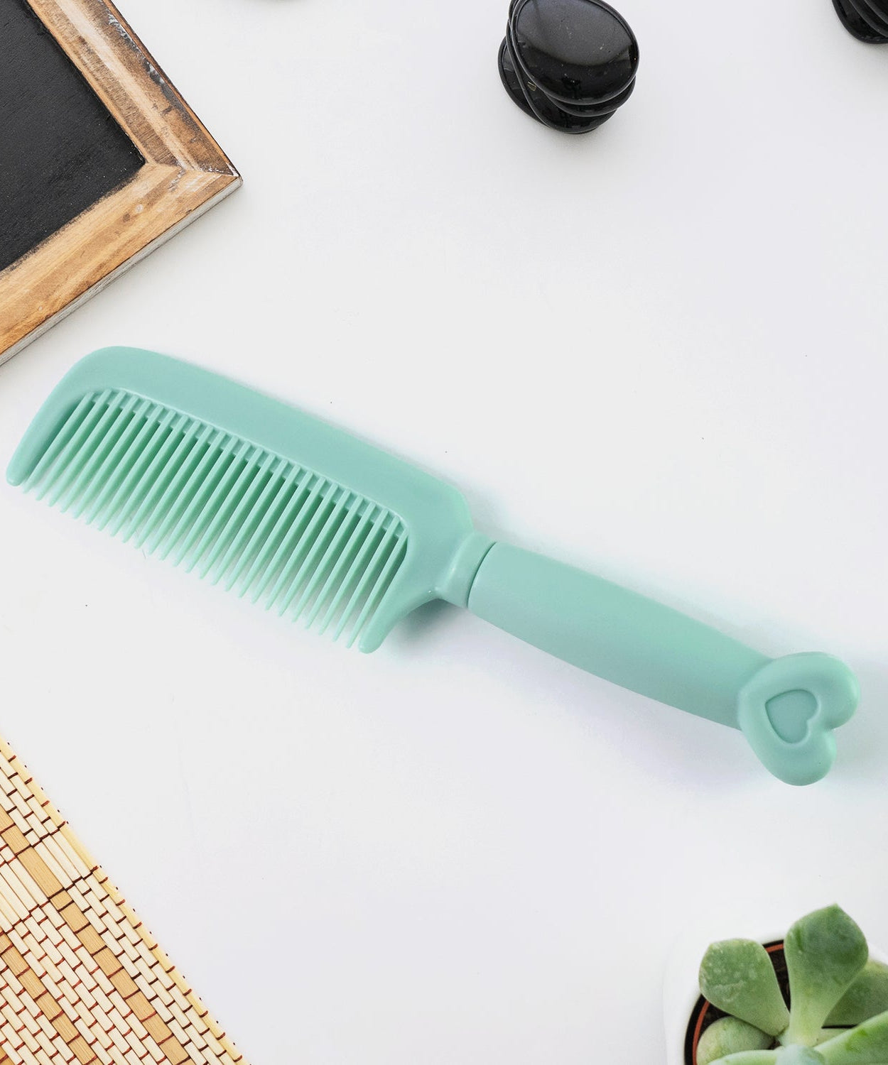 Tender Tress Heart Handle Comb