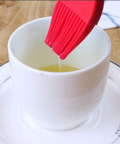 Cake decorating tools