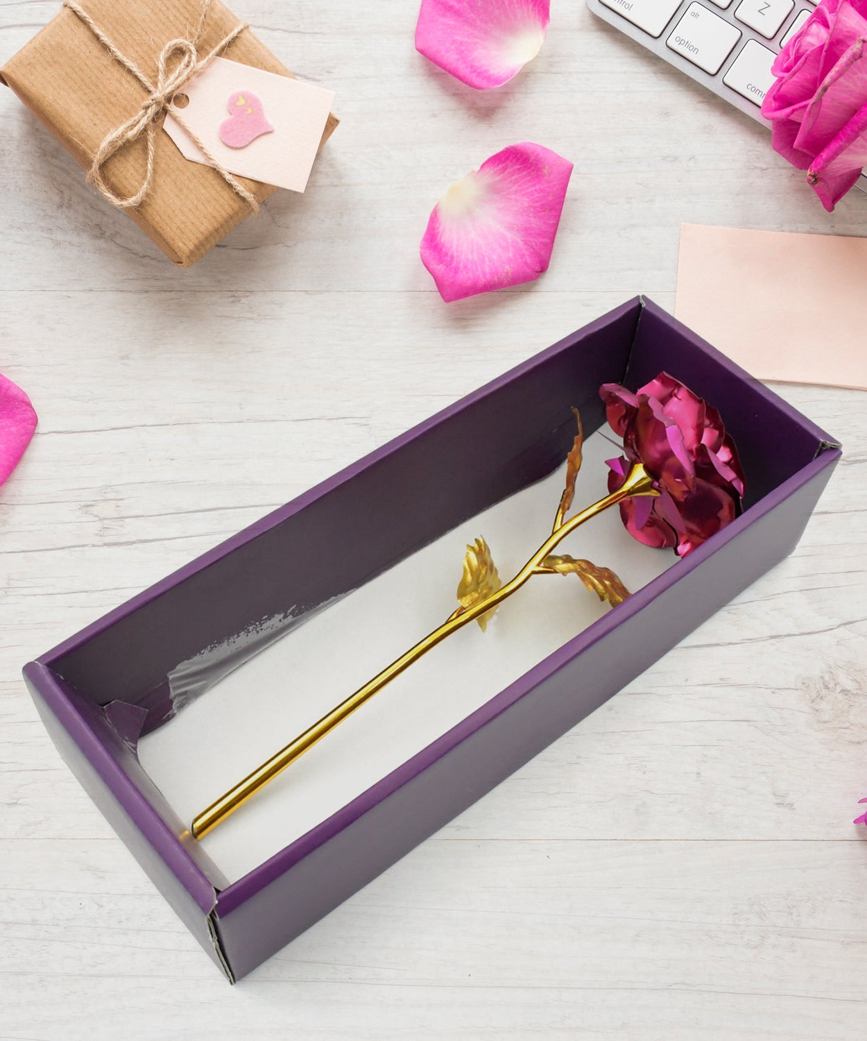 Gold Rose Artificial Rose Flower With Gift Box, Plastic Flowers Best Gifts for Friend Girl Wife Women, Golden Rose Gift for Valentine's Day, Mother's Day, Anniversary, Birthday, Wedding, Gold (1 Pc)