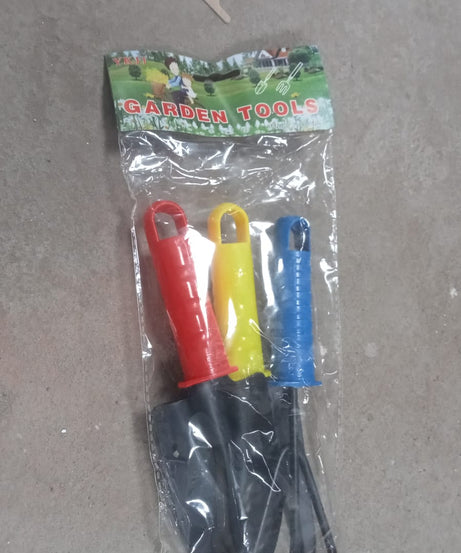 Colorful garden tools set of 3 for planting and gardening