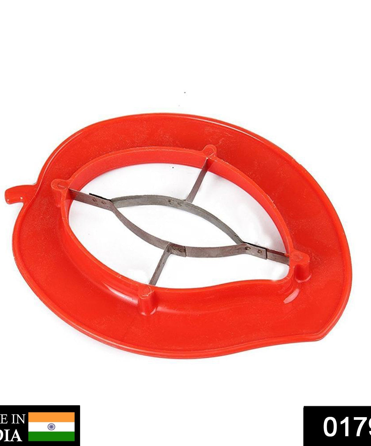 Efficient mango slicer and chopper for hassle-free cutting.