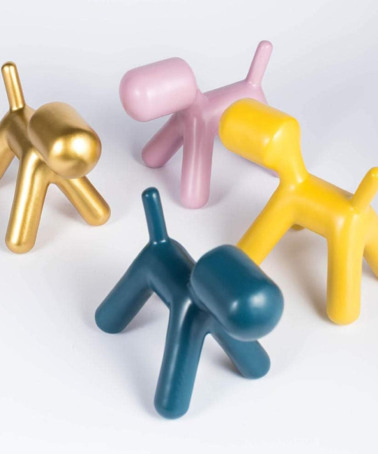 Plastic Cute Animal Puppy Chair,Creative Dog Low Footstool,Cartoon Foot Rest Stool for Bedroom Living Room Entrance Gift (1 Pc)