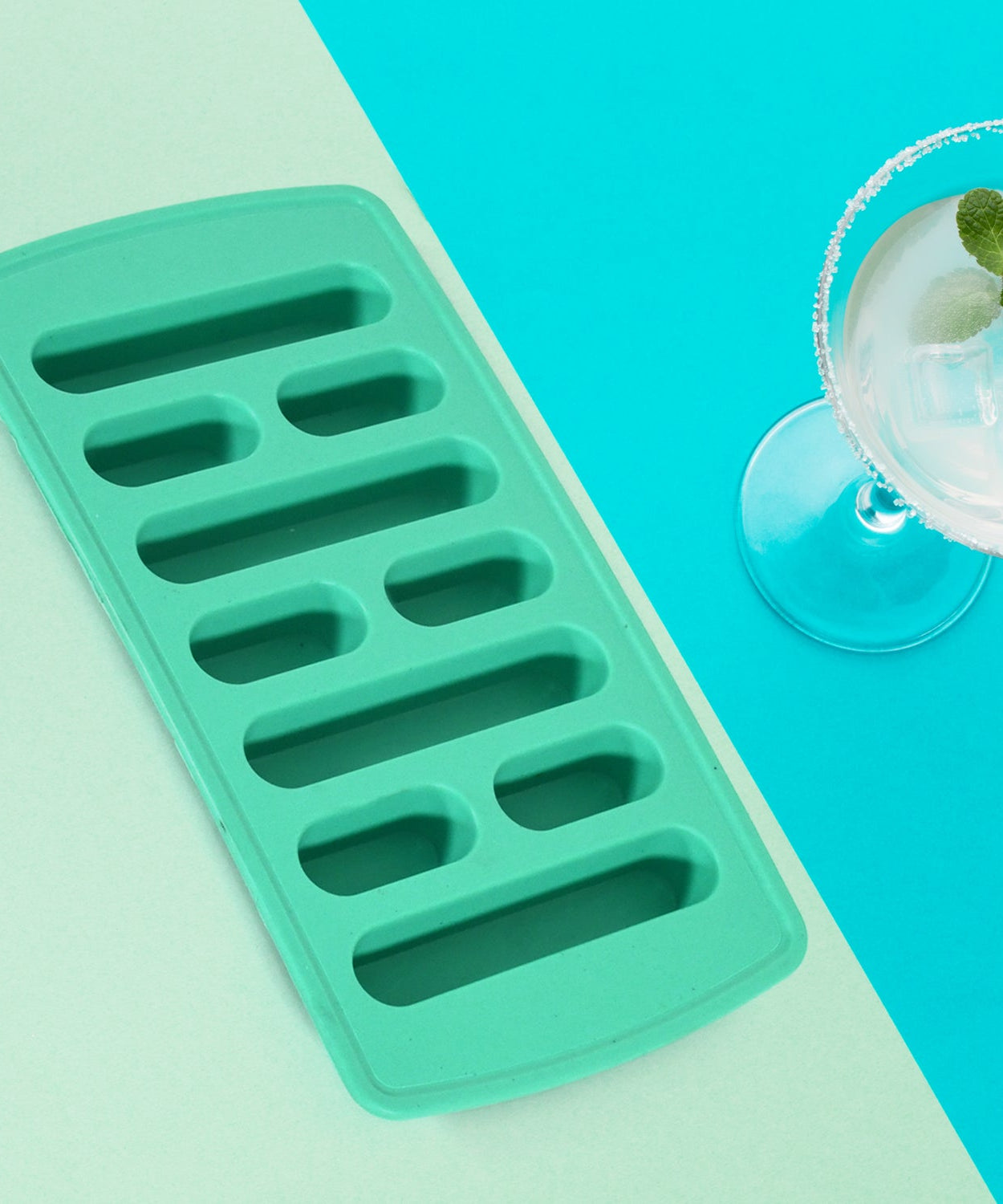 1 Pc Fancy Ice Tray, Used Widely In All Kinds Of Household Places While Making Ices And All Purposes