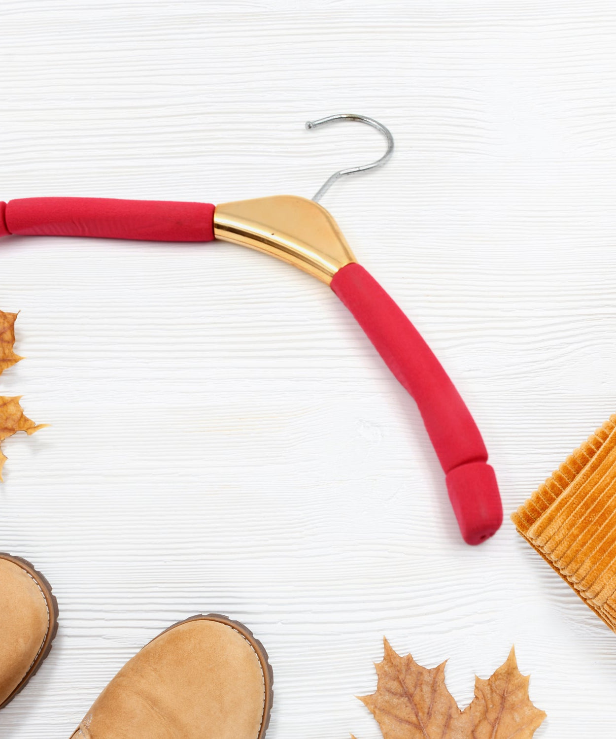 Solid Sponge Hanger Non-Slip Hanger (B Grade / 1 Pc)