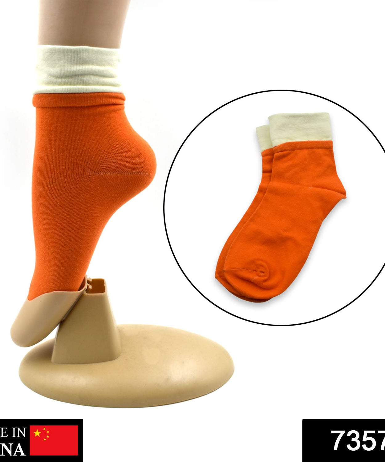 Soft skin-friendly socks, simple style
