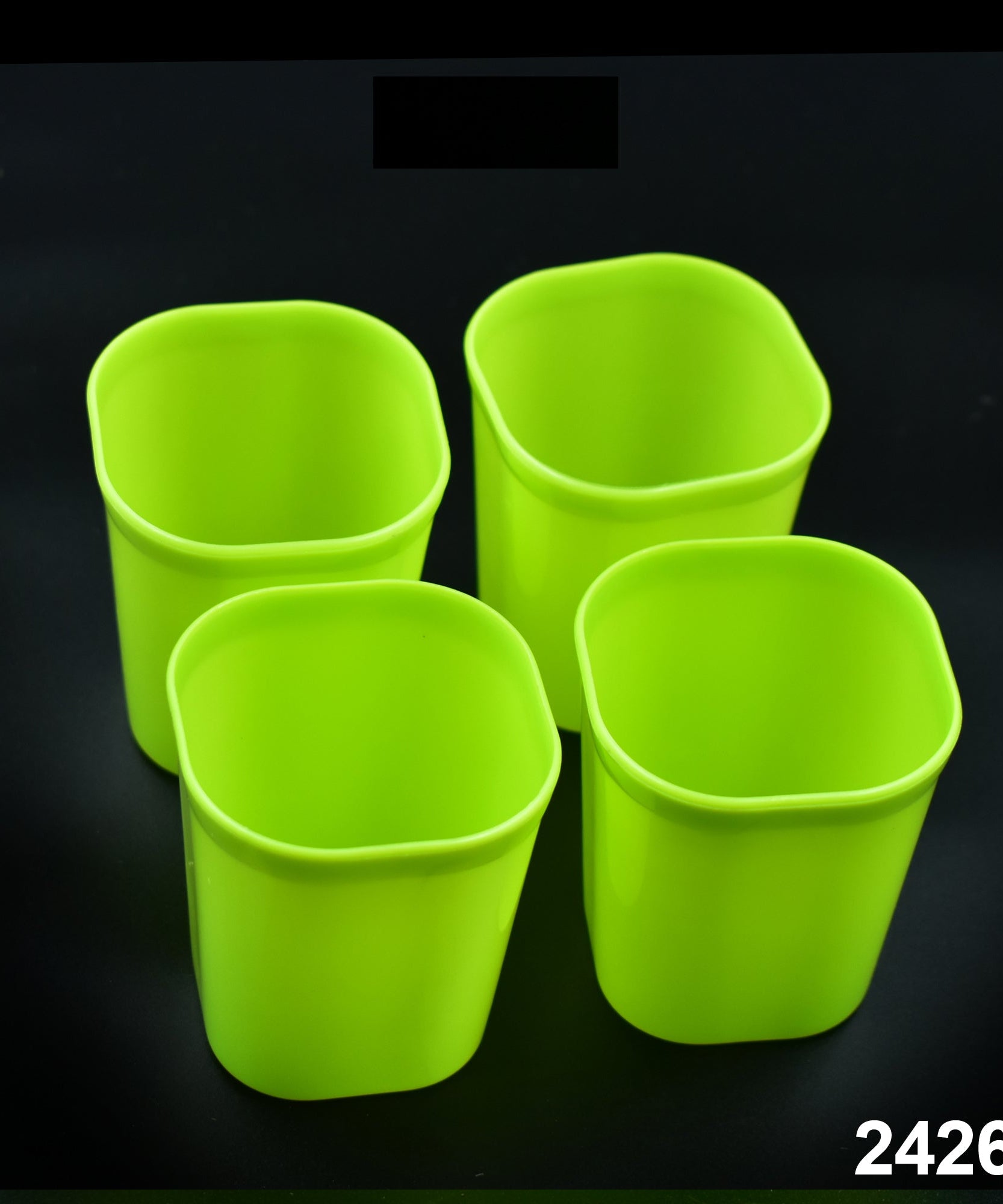 Set of 4 unbreakable plastic glasses for juice, water, milk.