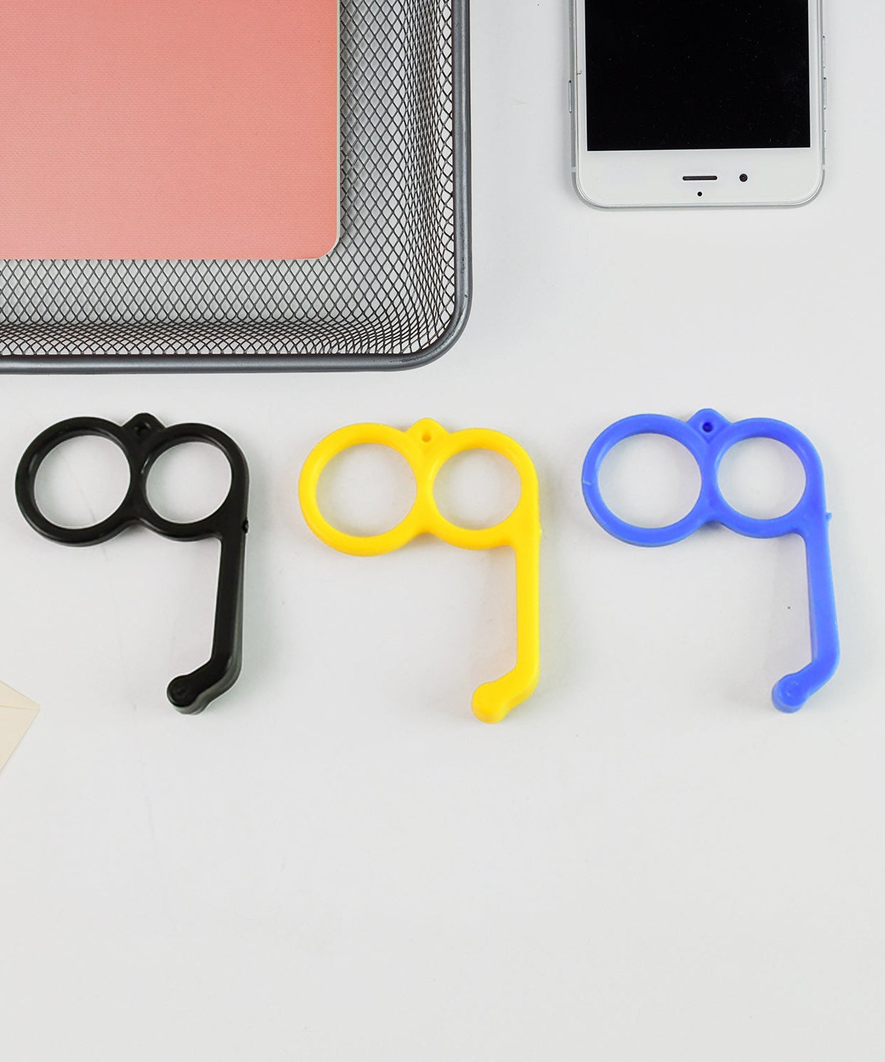 Clasp Mate Hand Design Phone Stand