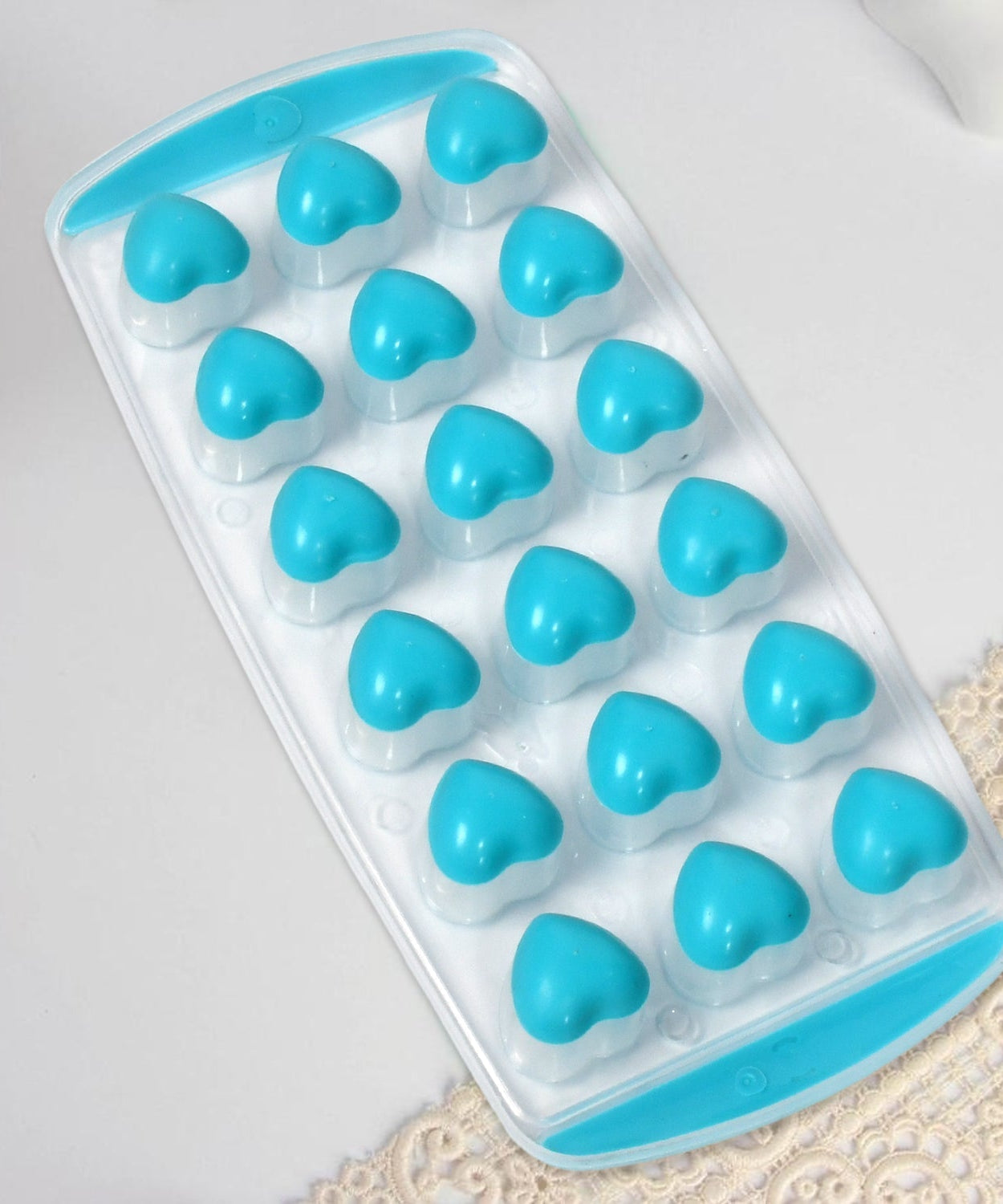 Heart-shaped ice tray with flexible silicone