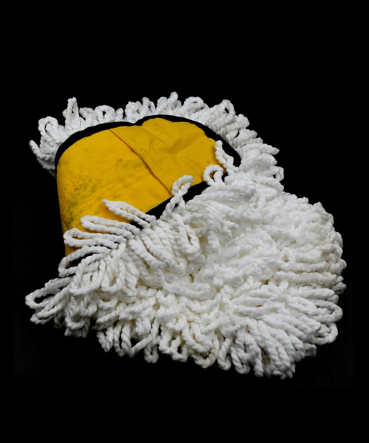 Mop head replacement for effective dusting and cleaning