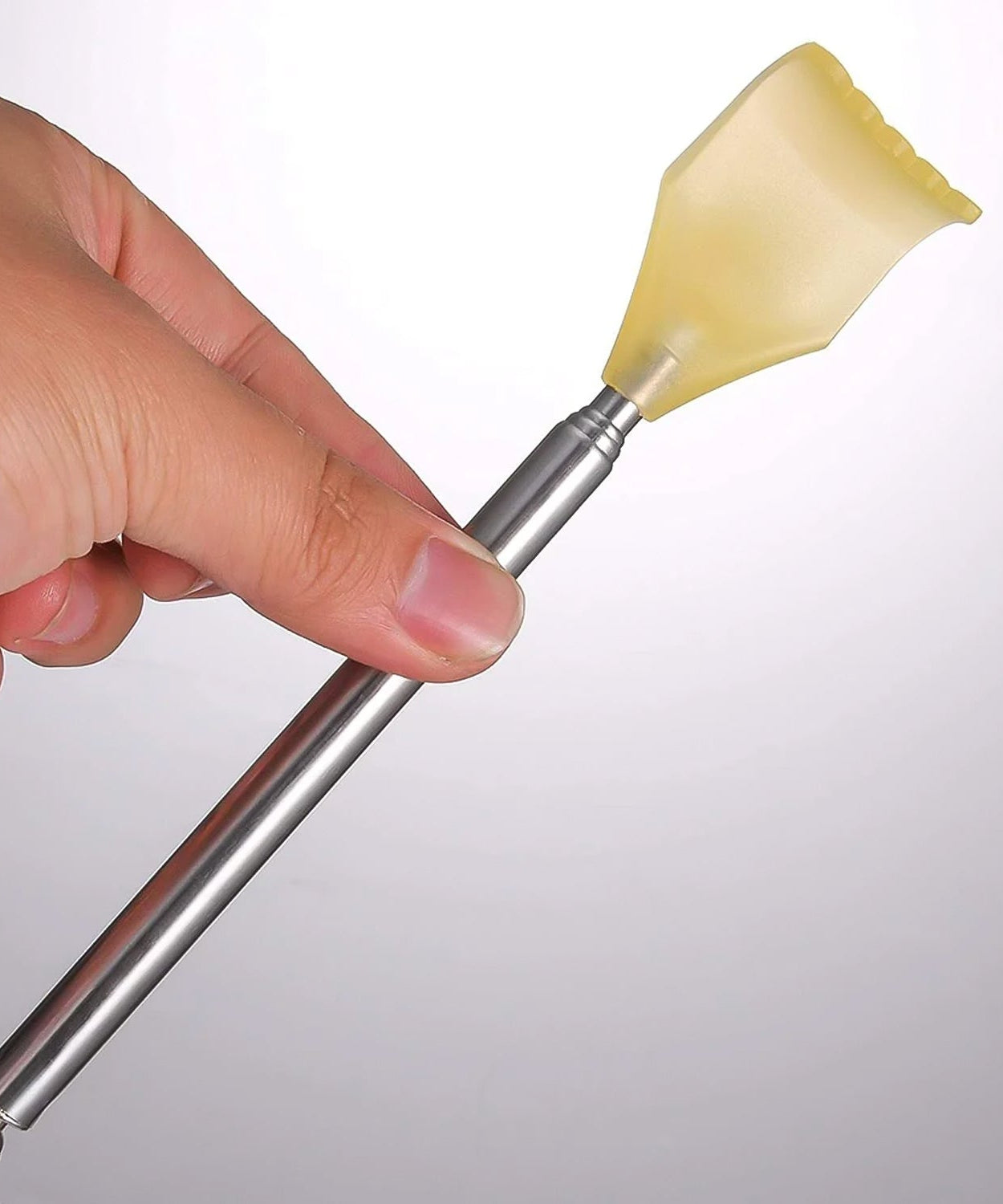 Telescopic Back Scratcher with Plastic Claw (1 Pc)