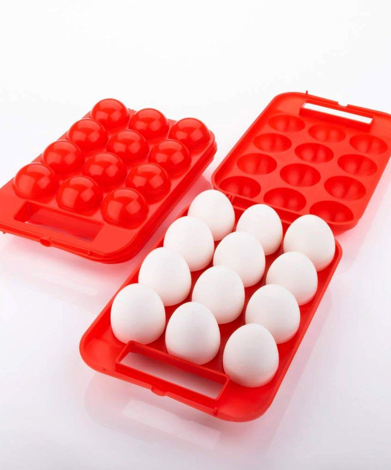 Egg tray with eggs