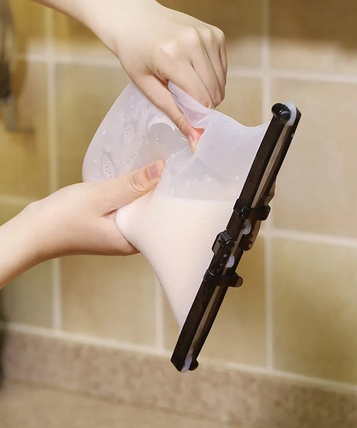 Reusable Silicone Food Storage Bag – Leakproof, Flat Bottom, Freezer & Microwave Safe, BPA-Free Snack & Sandwich Bag (1 Pc)