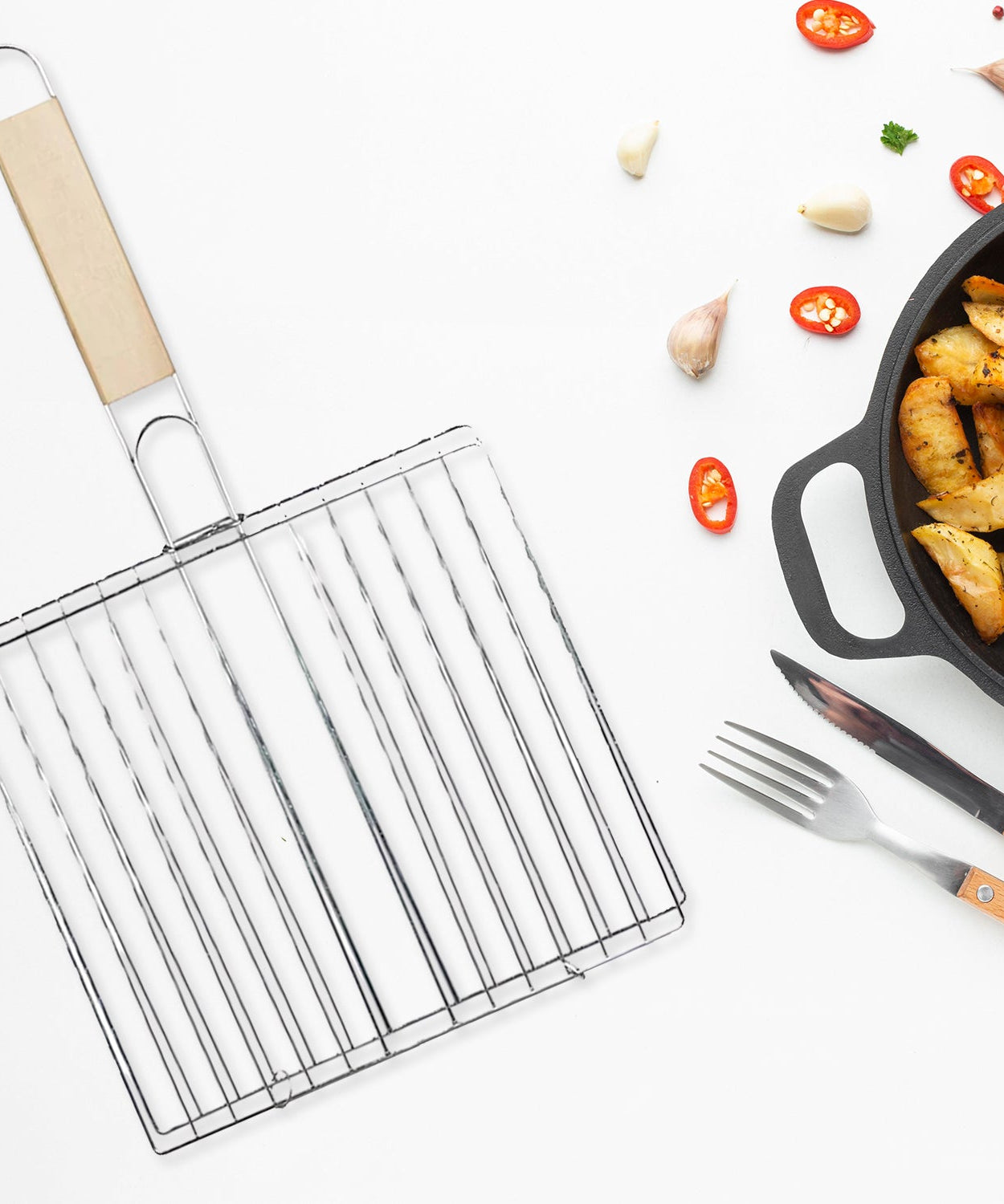 Kitchen Square Roaster Grill Barbecue Grill with Wooden Handle