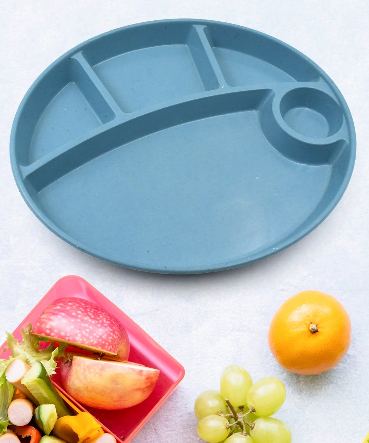Plastic Food Plates / Biodegradable 5 Compartment Plate With Spoon for Food Snacks / Nuts / Desserts Plates for Kids, Reusable Plates for Outdoor, Camping, BPA-free (1 Pc)