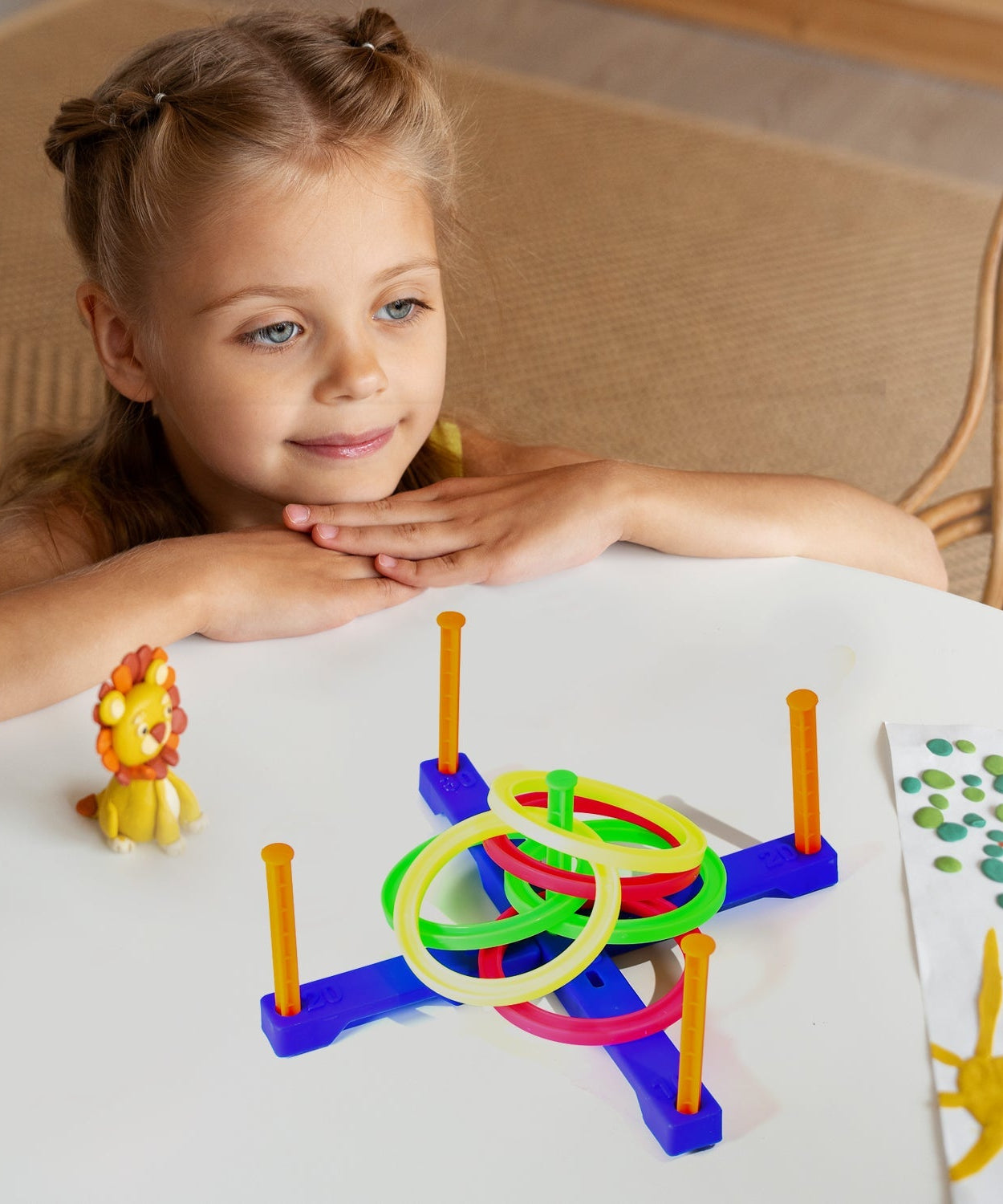 Kids' ring toss indoor game