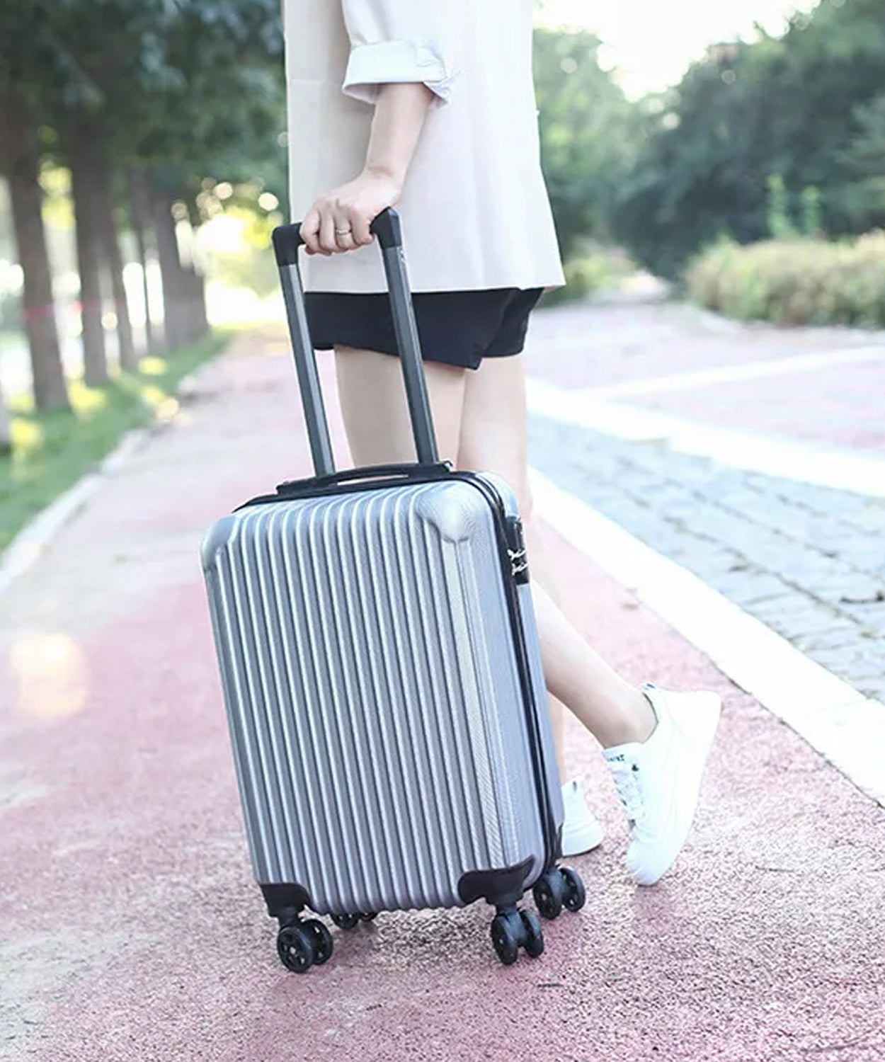 Set of 2 multi-color trolley bags