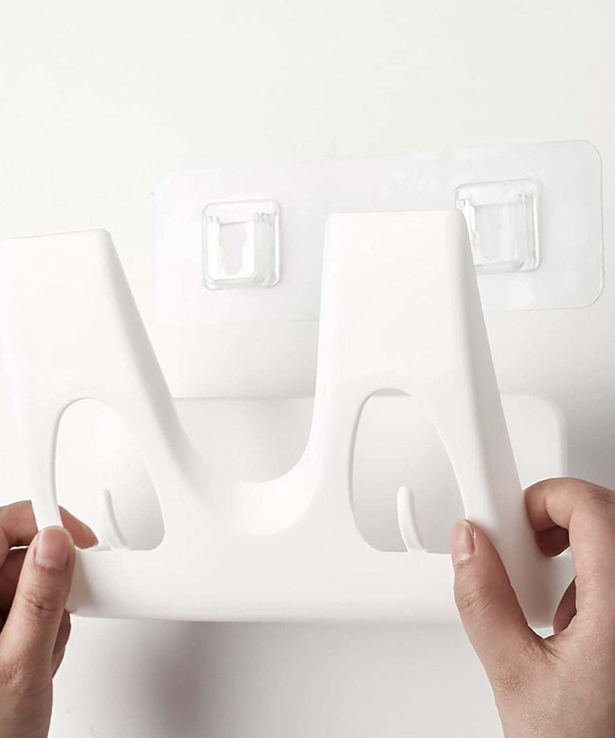 Wall-mounted kitchen rack for dishes and lids