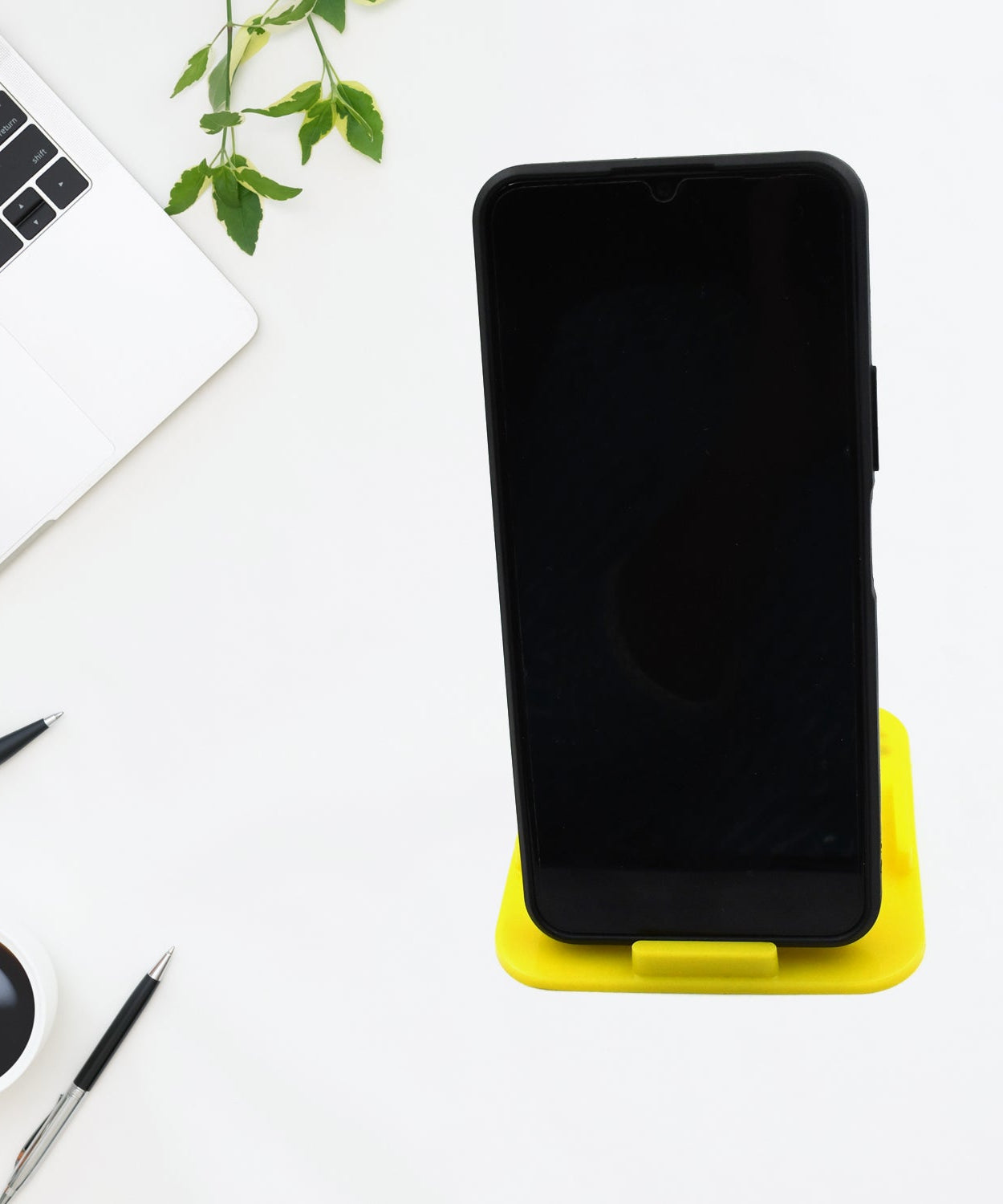 Car dashboard and desk mobile holder stand, compact and stable