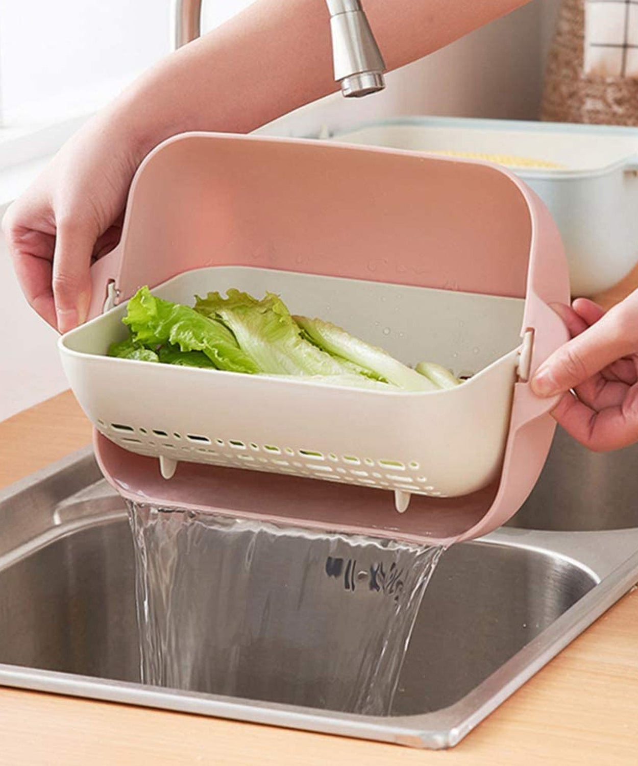 Double-layered strainer for effective washing and serving