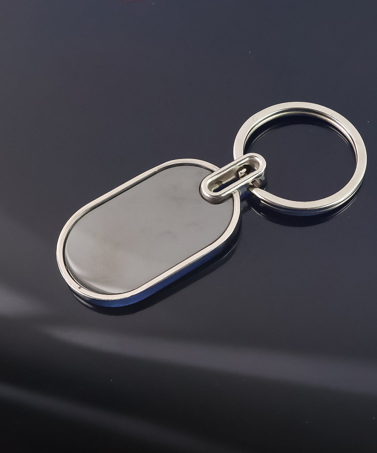 Elegant Black & Silver Oval Metal Keychain (1 Pc)