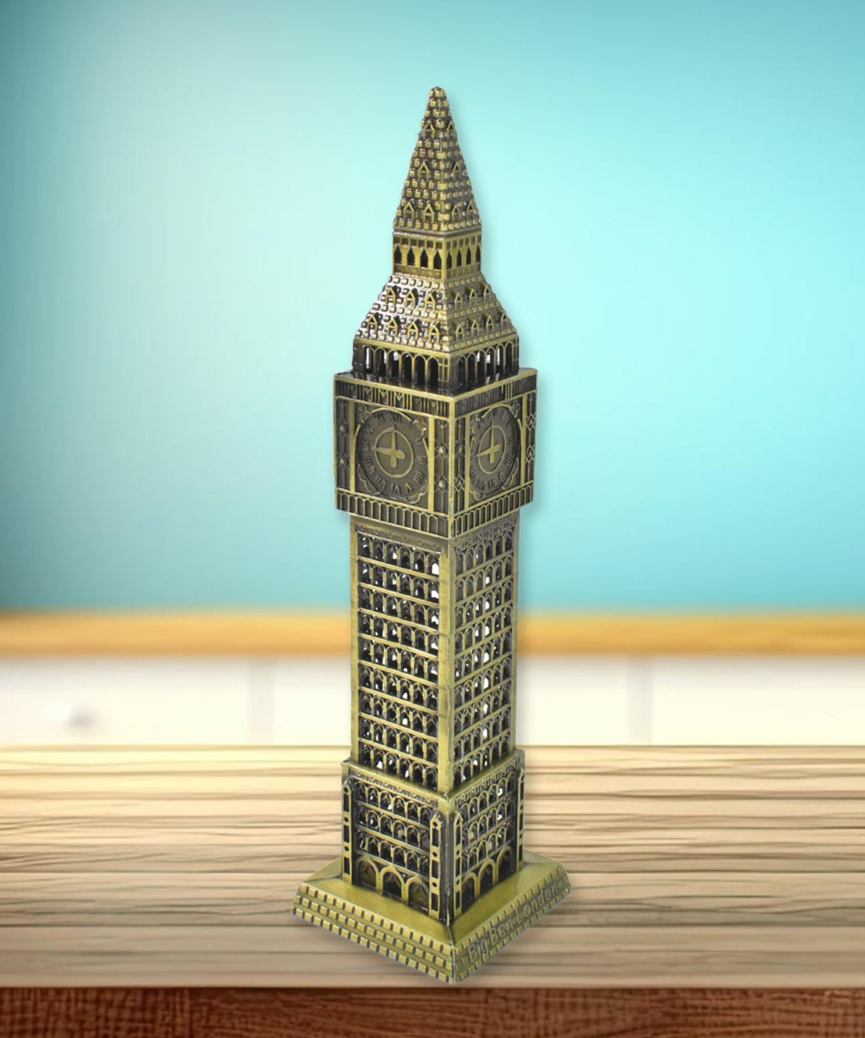 Big Ben London Clock Tower Miniature Metal Statue - Elegant Home Decor and Perfect Gifting Option