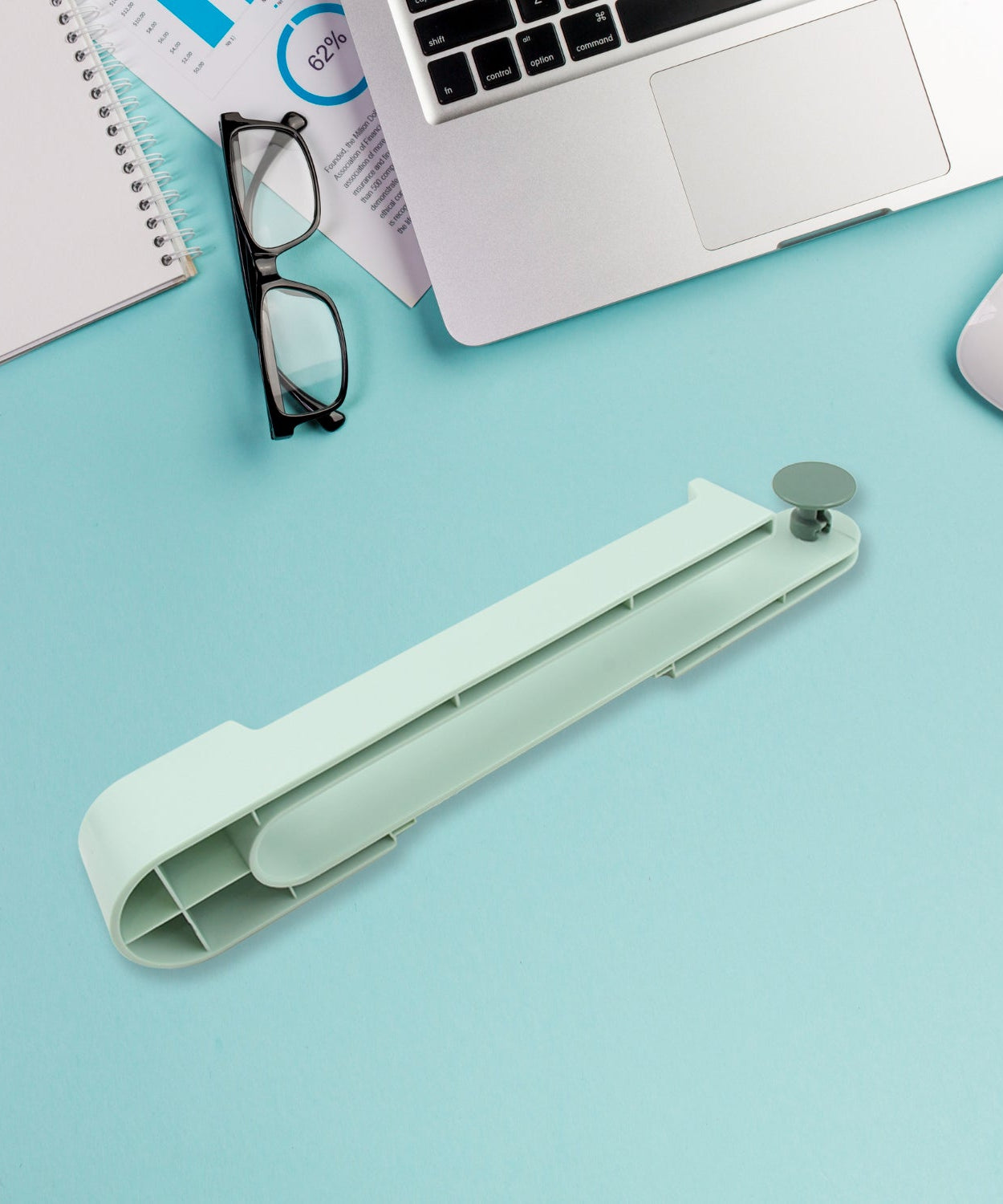 Durable plastic wall rack with round hooks for organizing towels