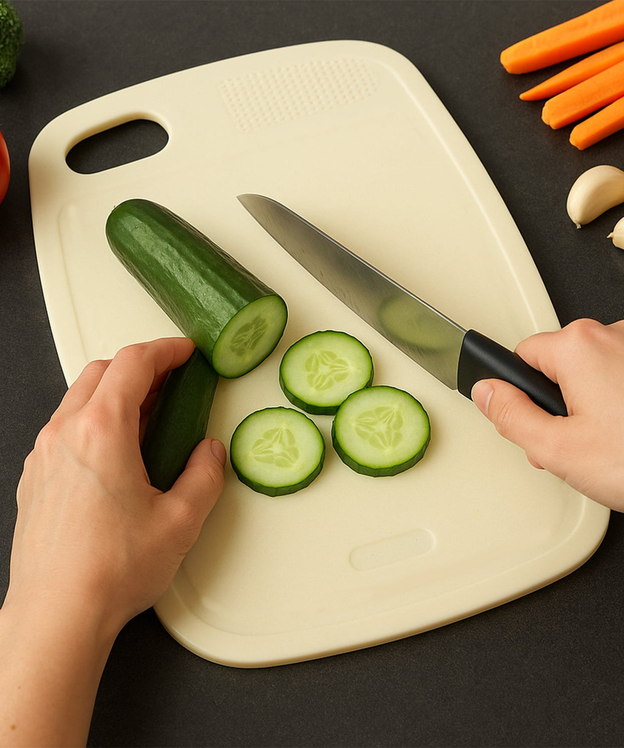 Multipurpose Plastic Chopping Board for Kitchen Use – 28x22 cm (1 Pc)