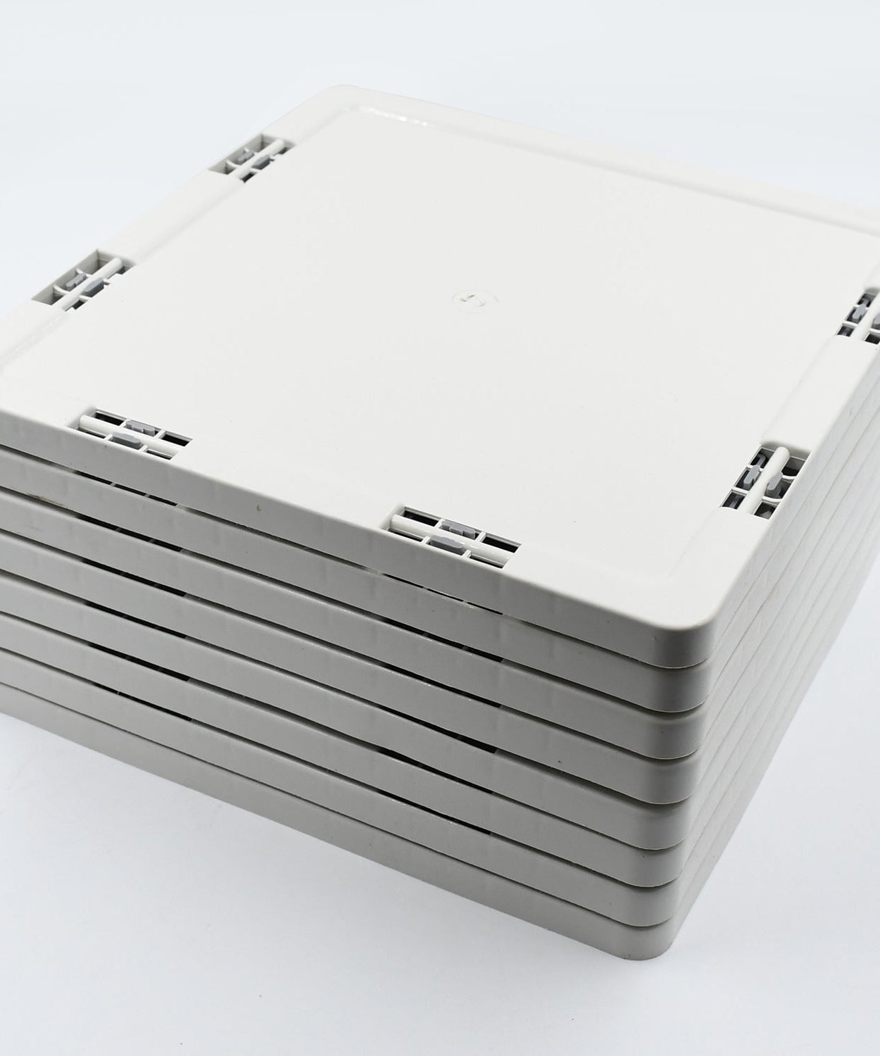 Plastic shoe shelf, narrow design, home organizer