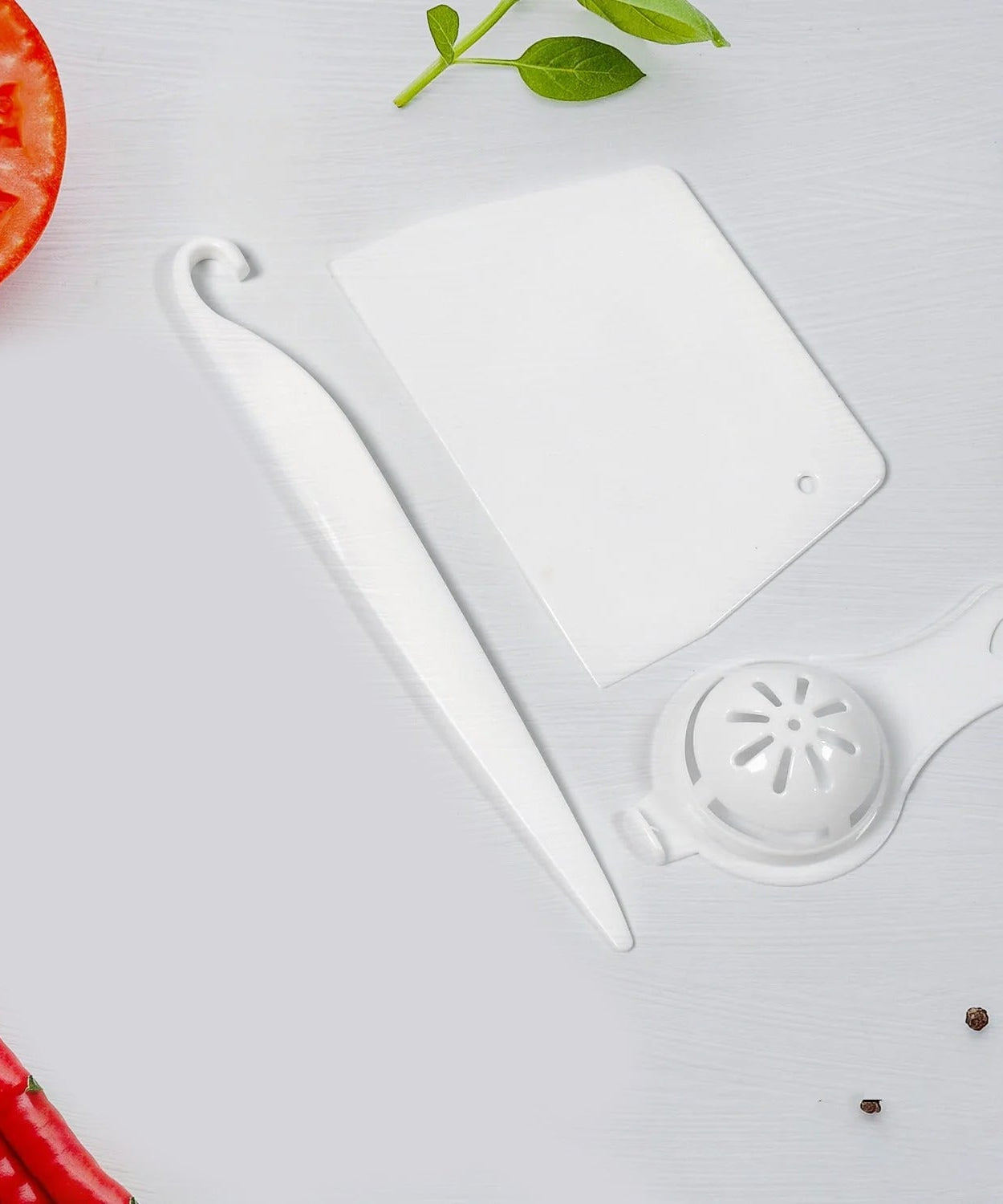 3-piece cake decorating kit for all levels