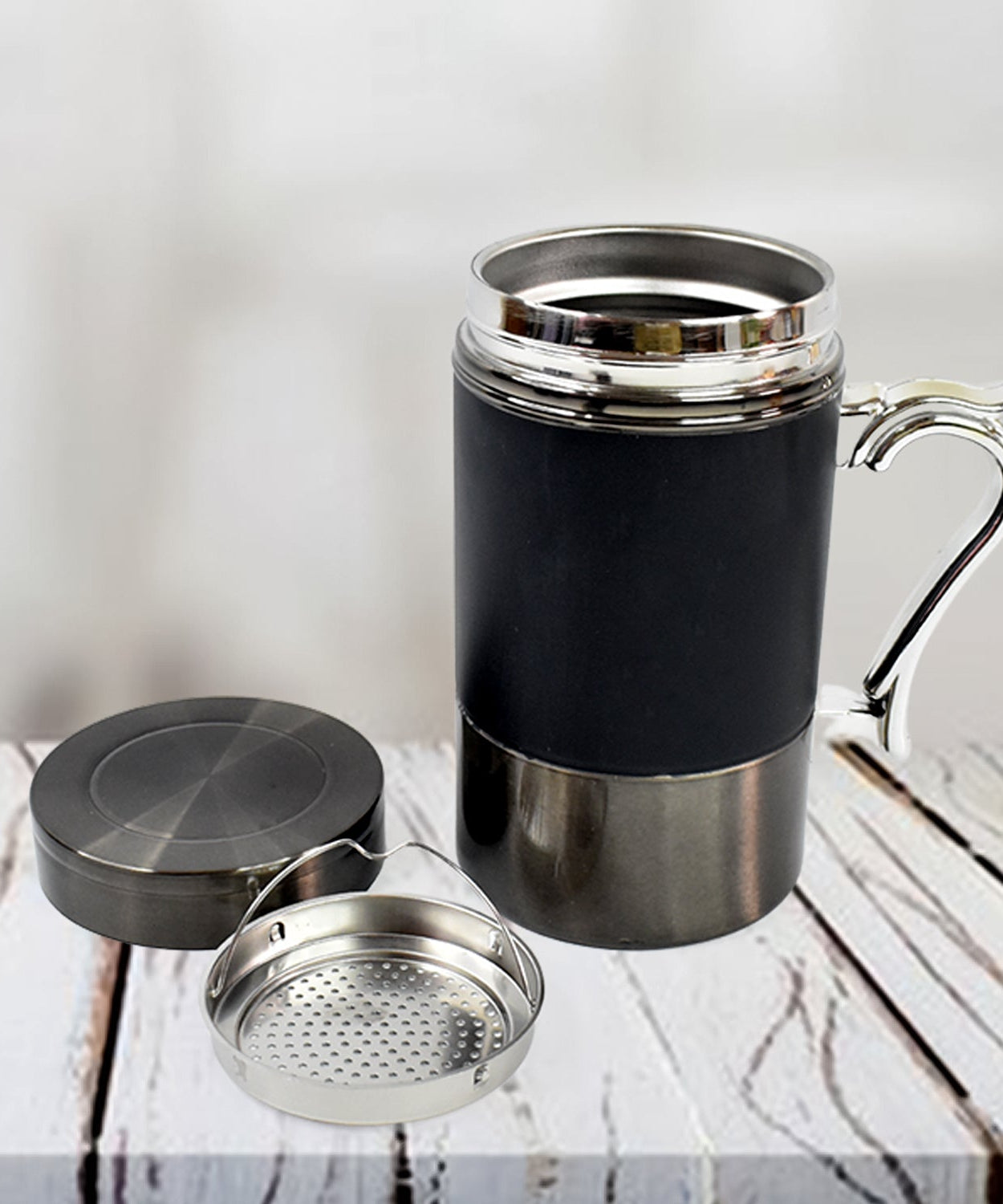 Stainless Steel Water Bottles Approx 600ML (Mix Design & Color / 1 Pc)