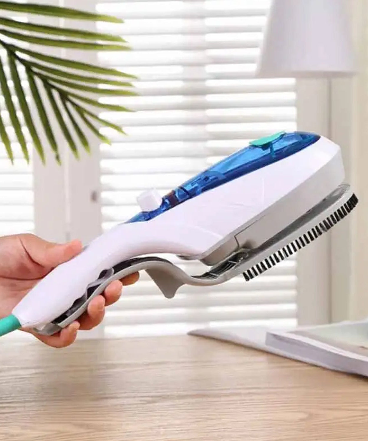 Handheld garment steamer, portable, for home use