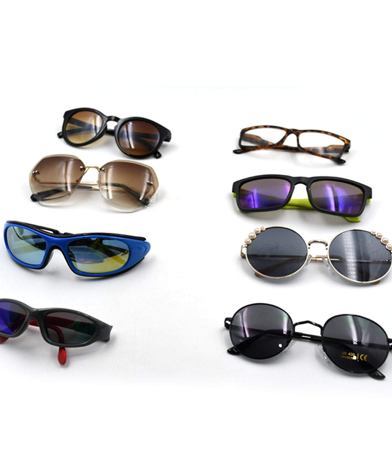 Sunglasses with mixed designs.