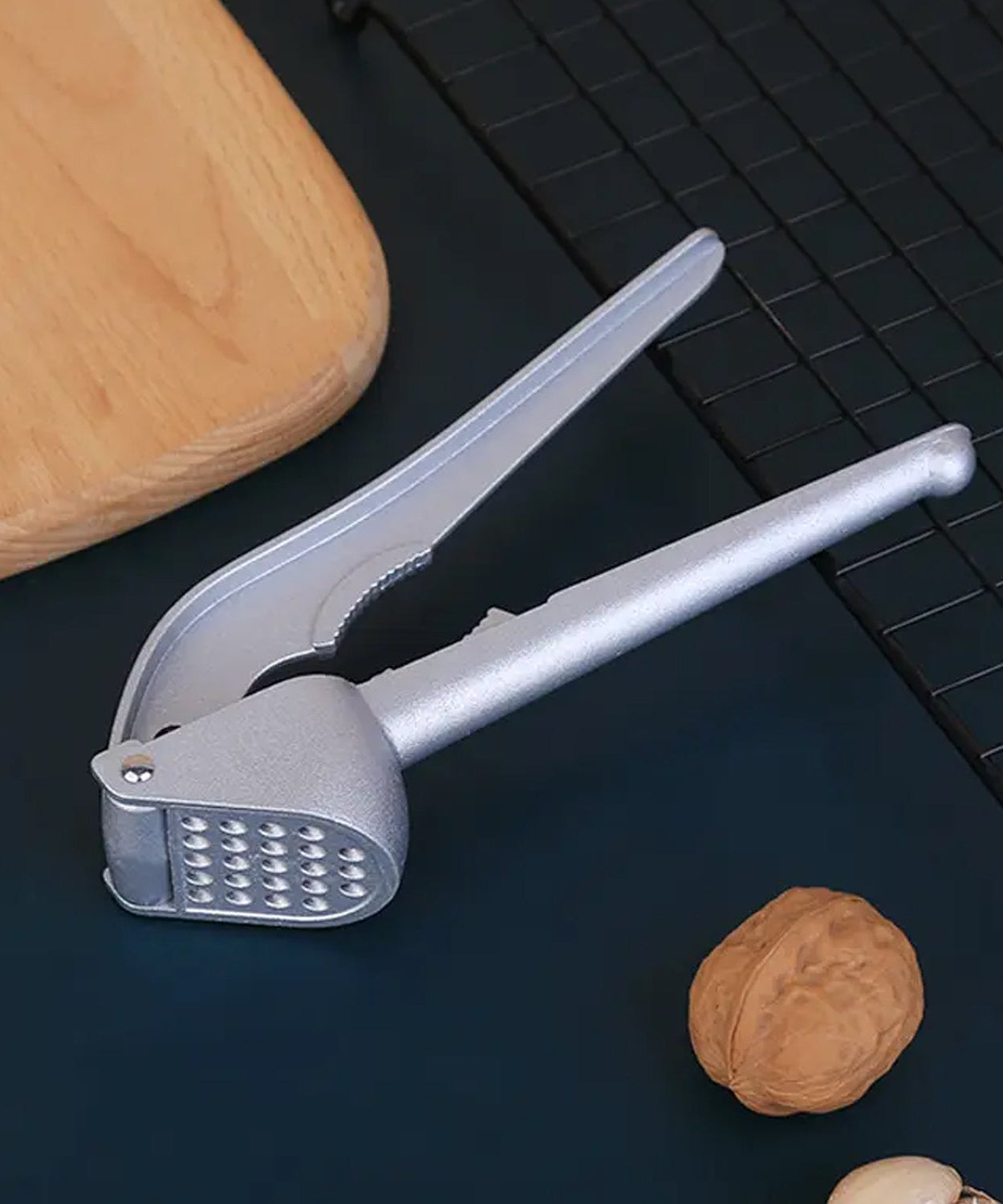 All aluminum garlic press for effortless use