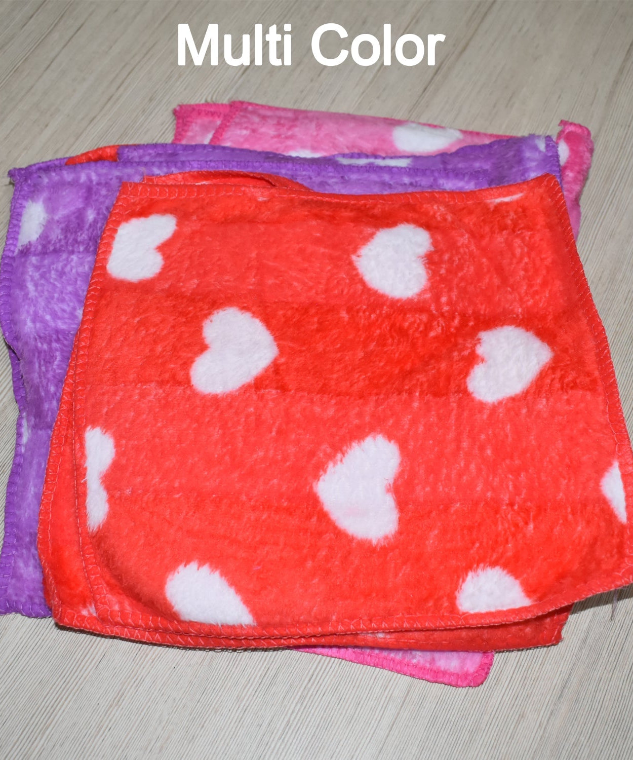 Microfiber cleaning cloths for dusting and wiping