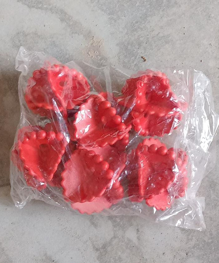 Laundry washing balls for detergent-free washing.