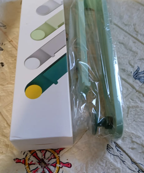 round hooks for hanging