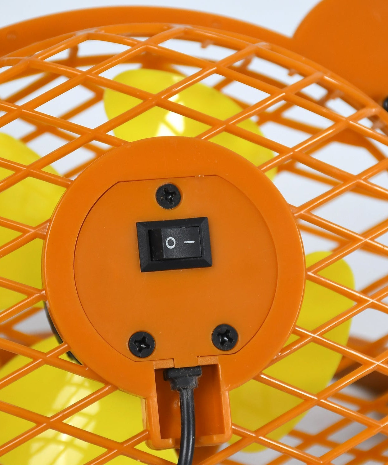 Stylish & Silent: Teddy Bear USB Fan for Any Space – Adjustable Cooling!