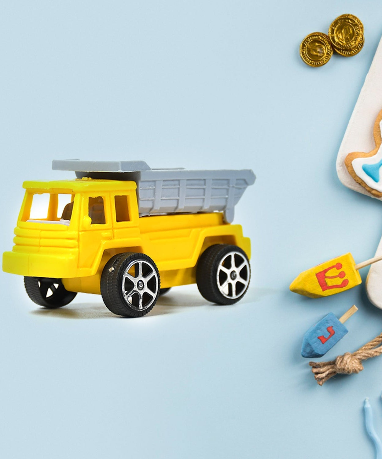 Construction truck toy