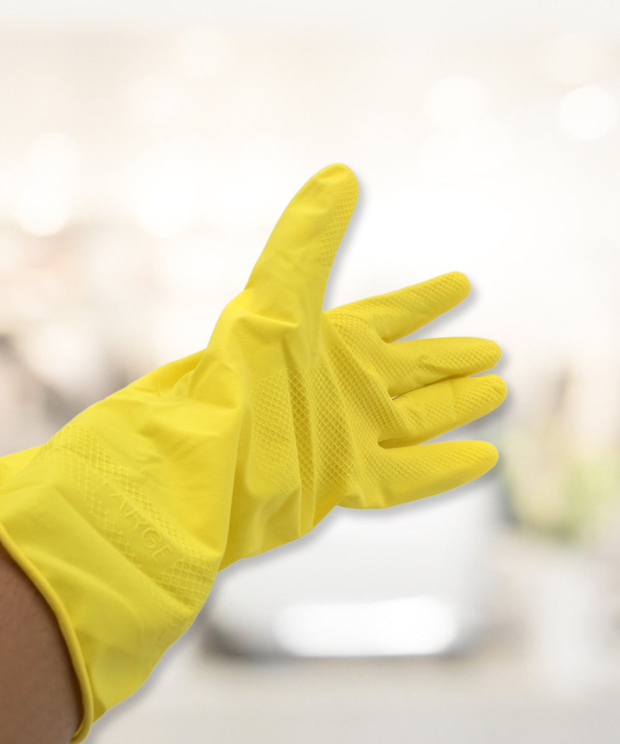 Protective gloves for cleaning tasks in different areas of the home