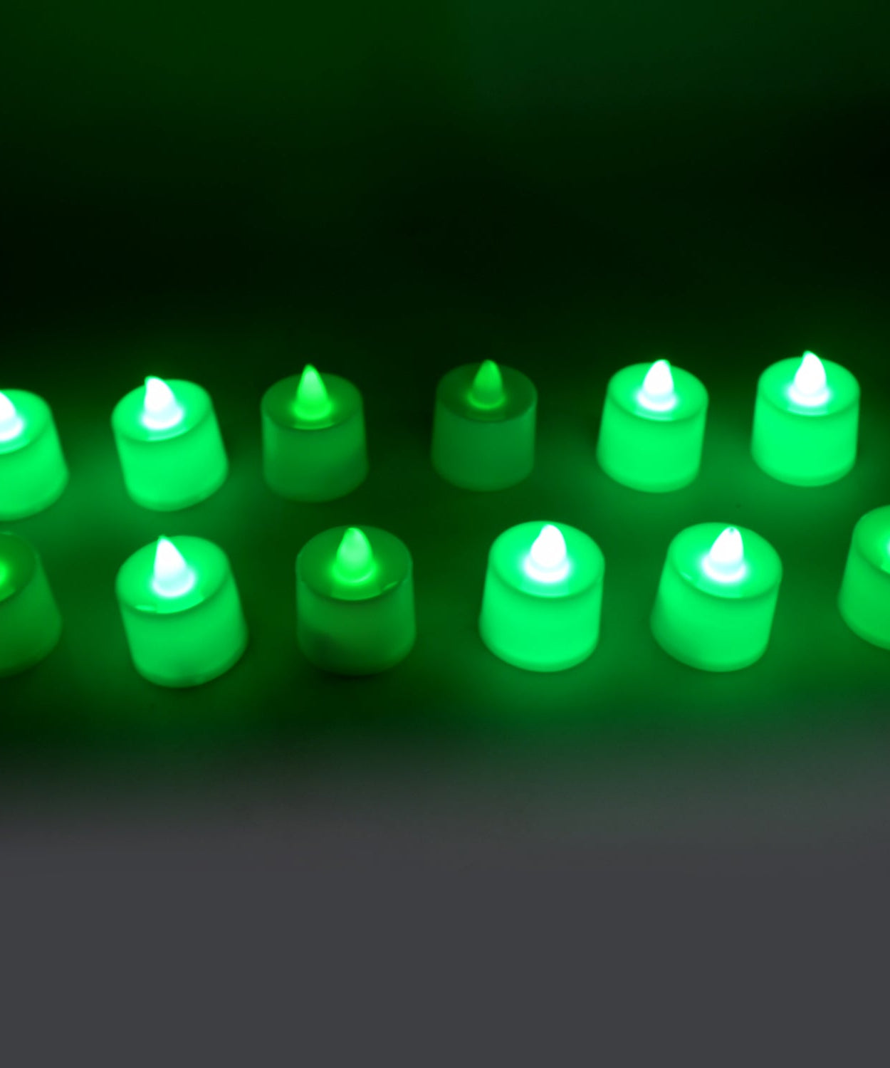 Pack of 12 green LED tealight candles
