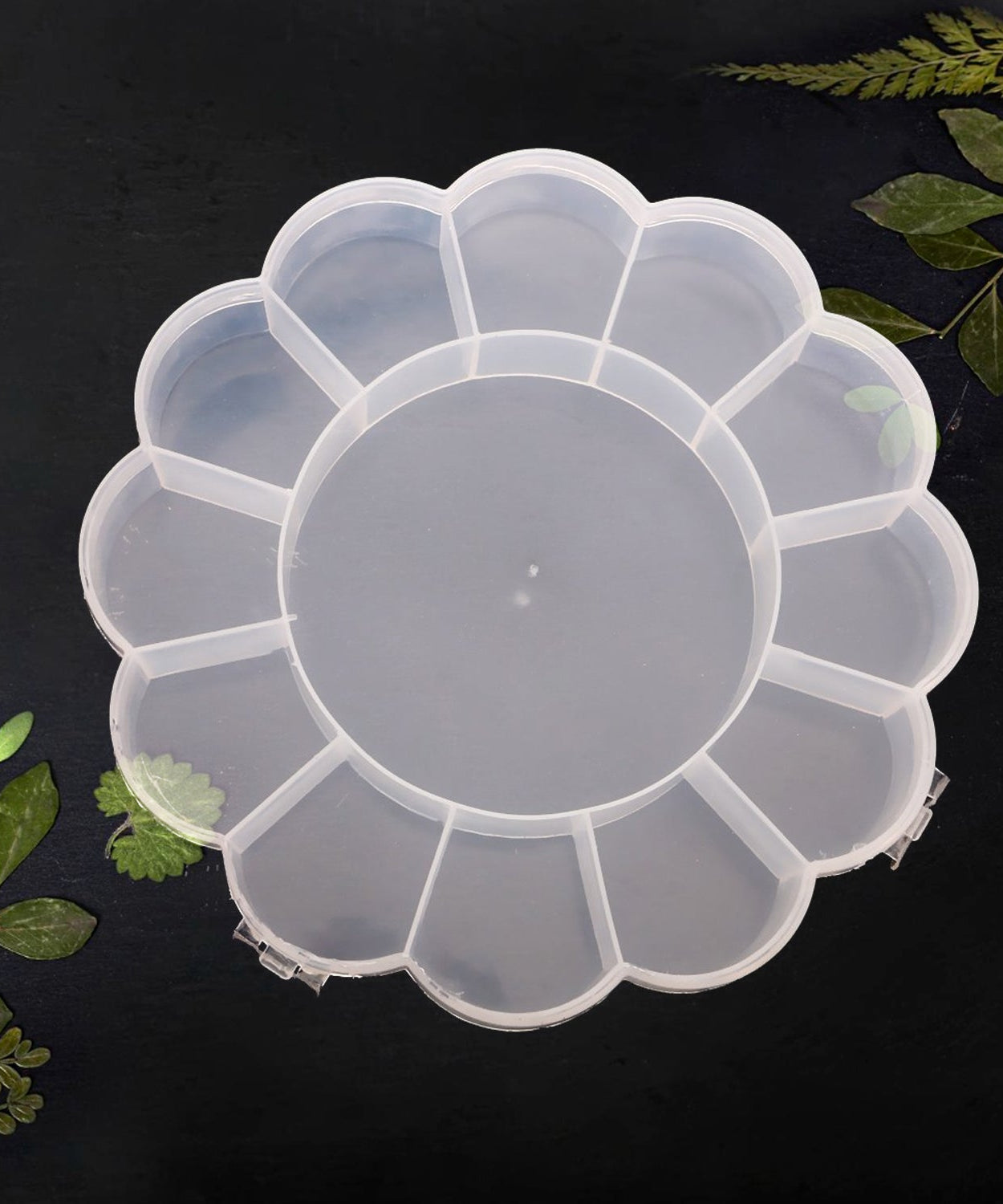 Round Compartment Plastic Storage Box (1 Pc)