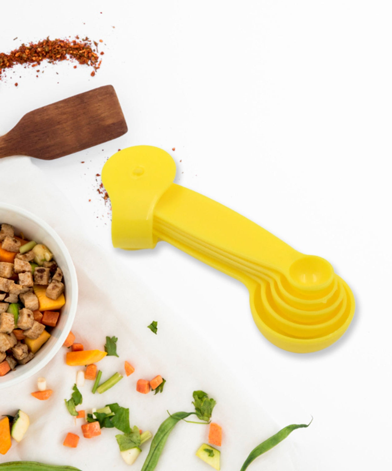 Plastic measuring spoons for kitchen use