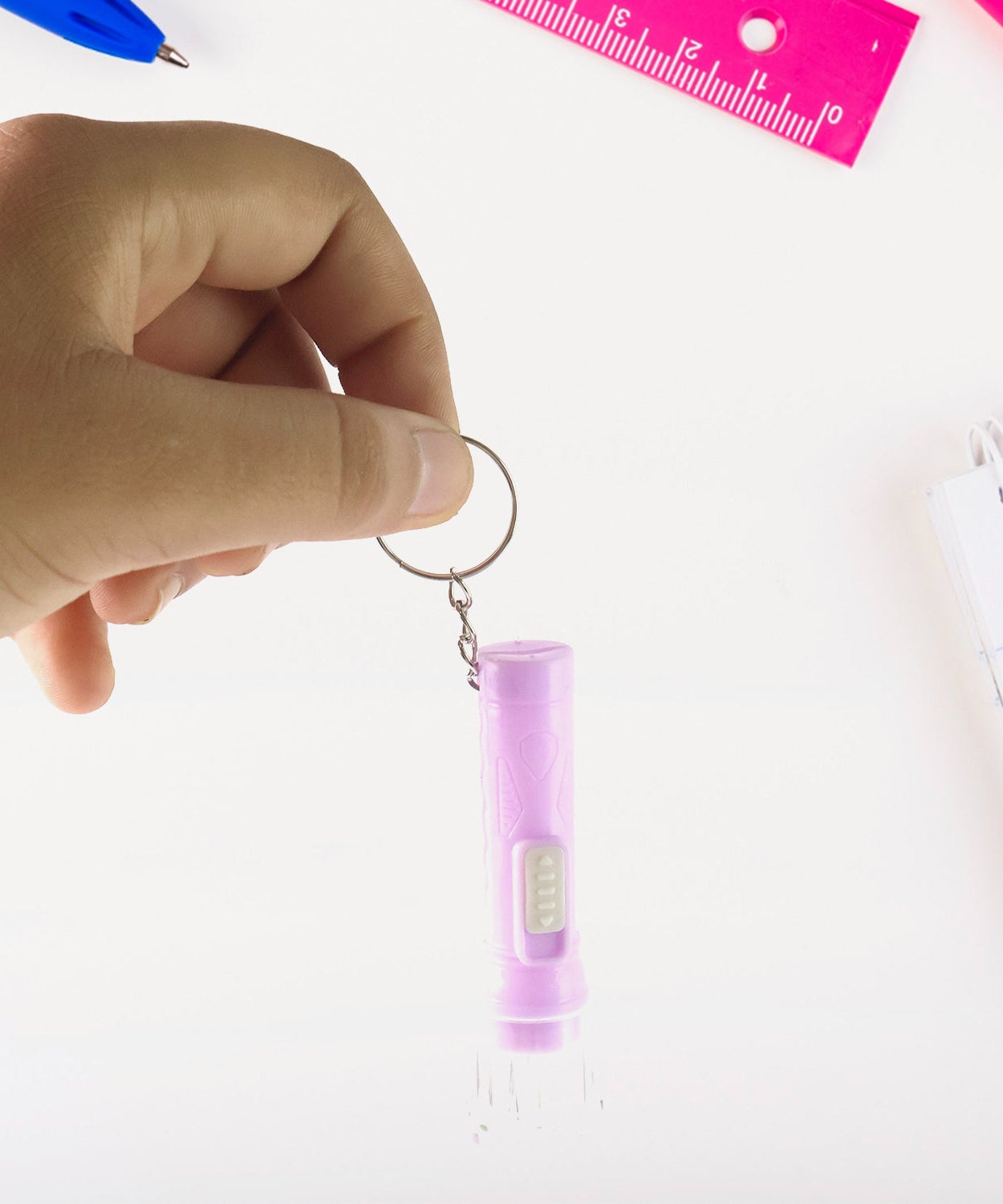 Mini LED Flashlight Keychain Torch (Mix Color & 1 Pc)