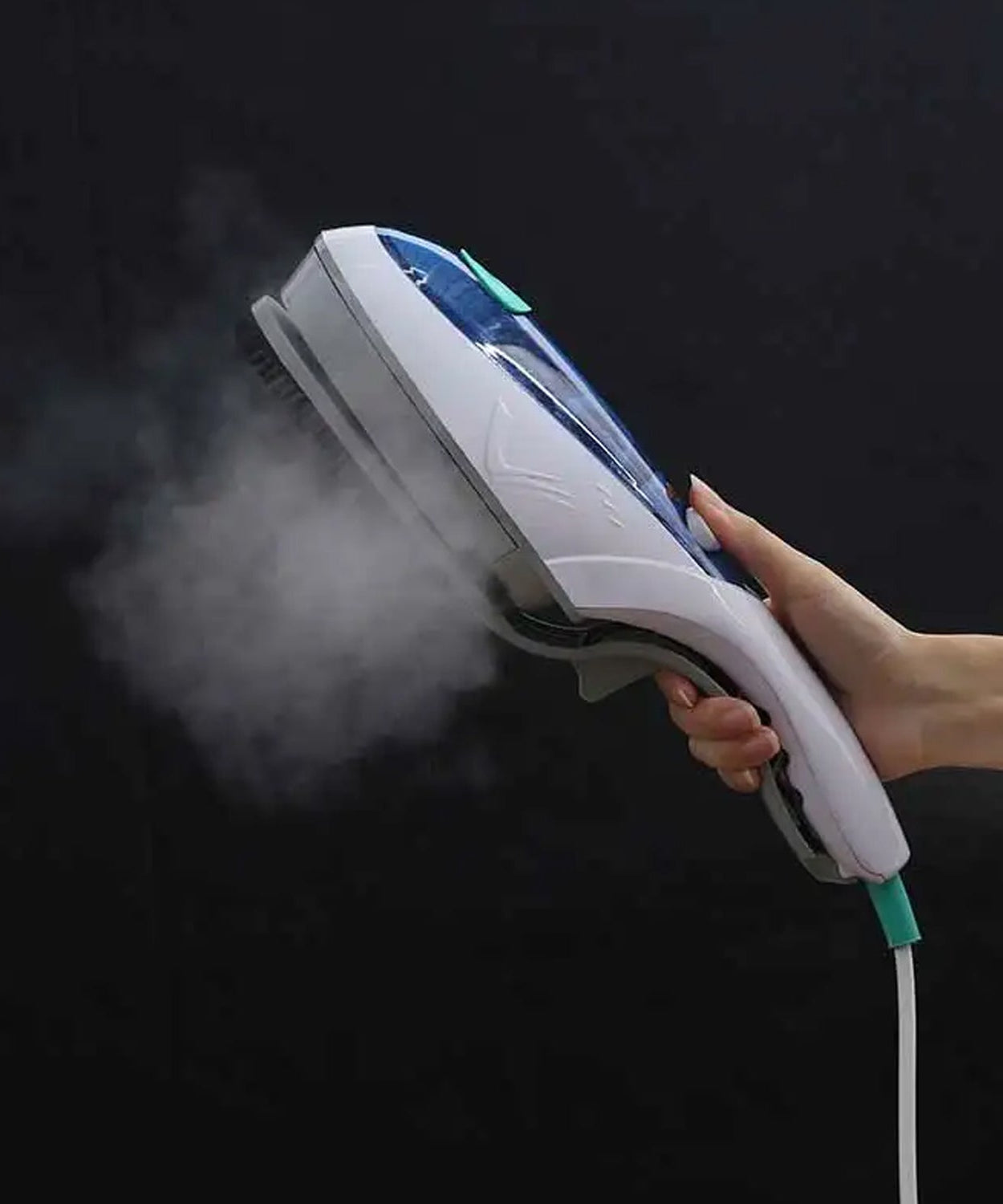 Travel steamer for clothes, handheld and portable