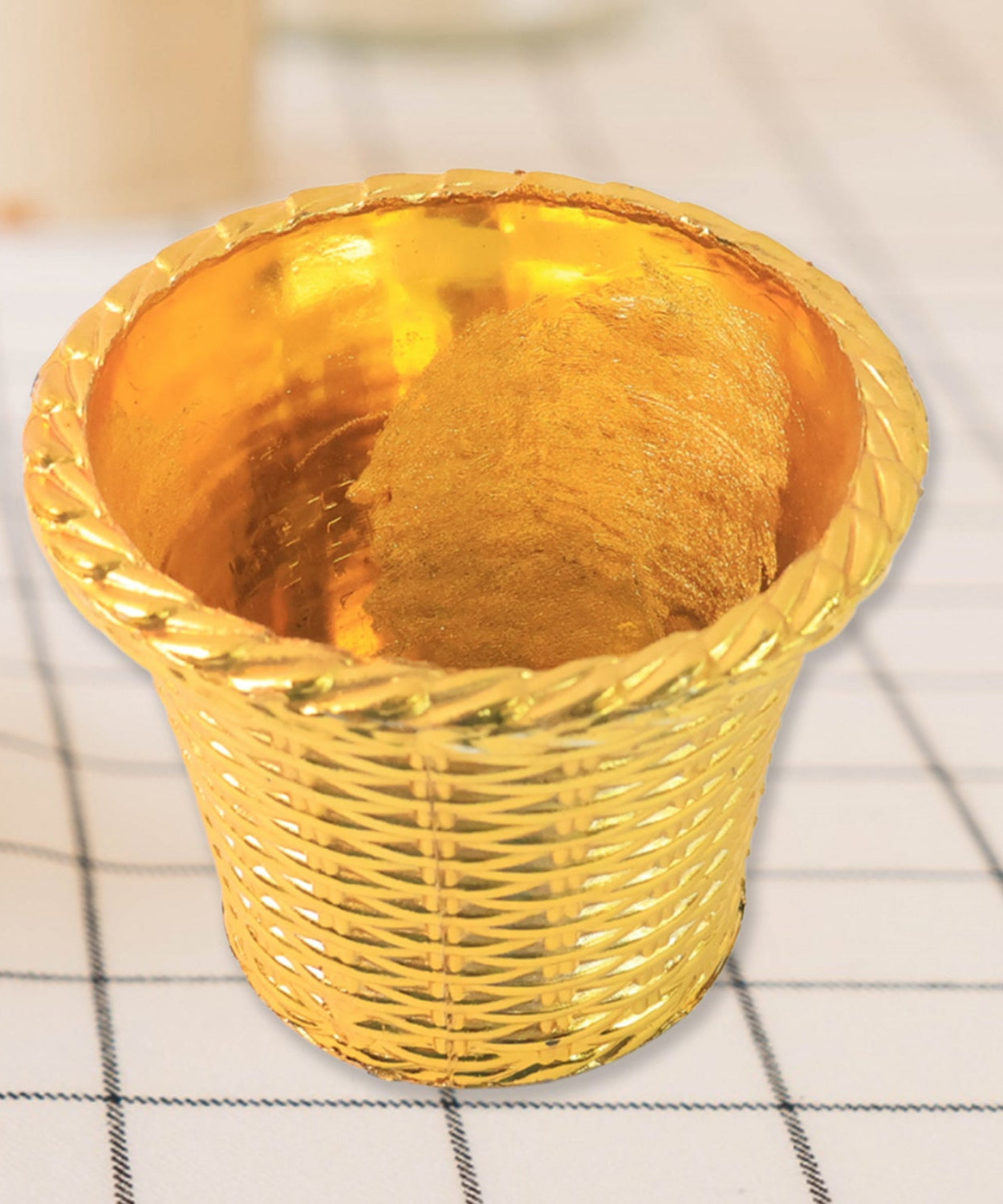 Classic Home Décor Valencia Flower Pot