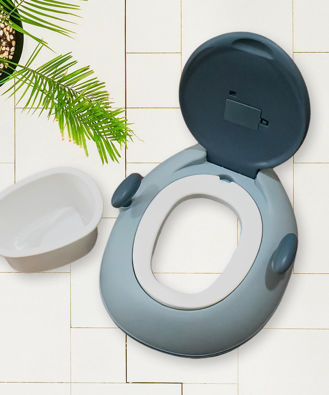 Lighting and music potty seat for baby training