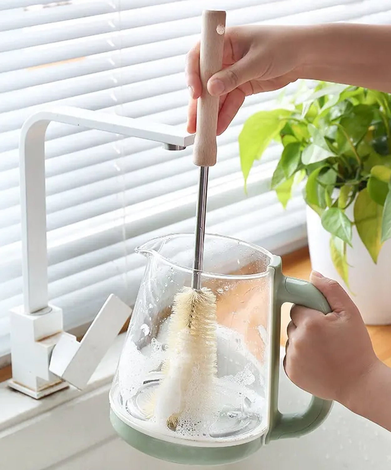 Washing brush for jugs