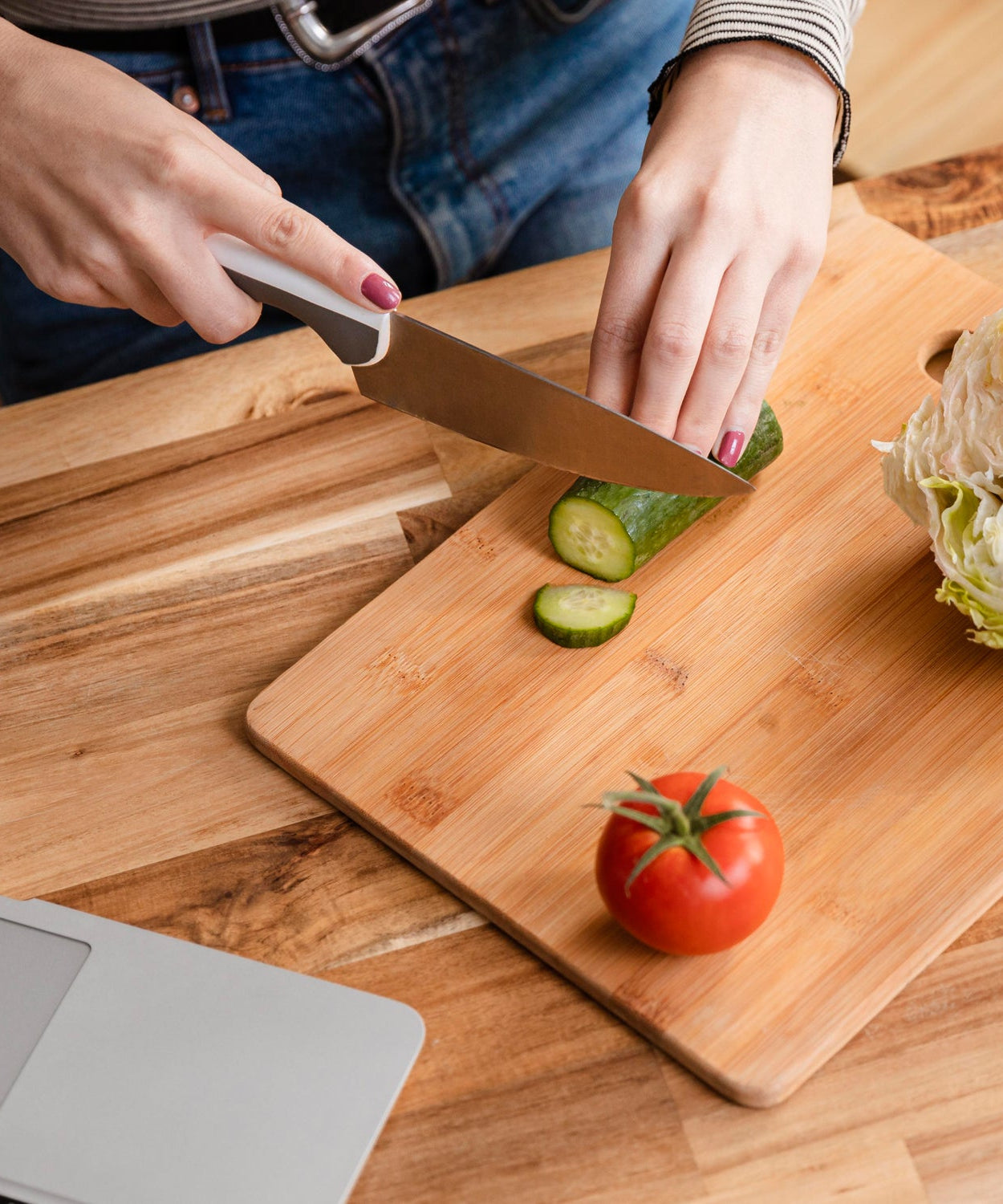 Big size kitchen chopping board, versatile use