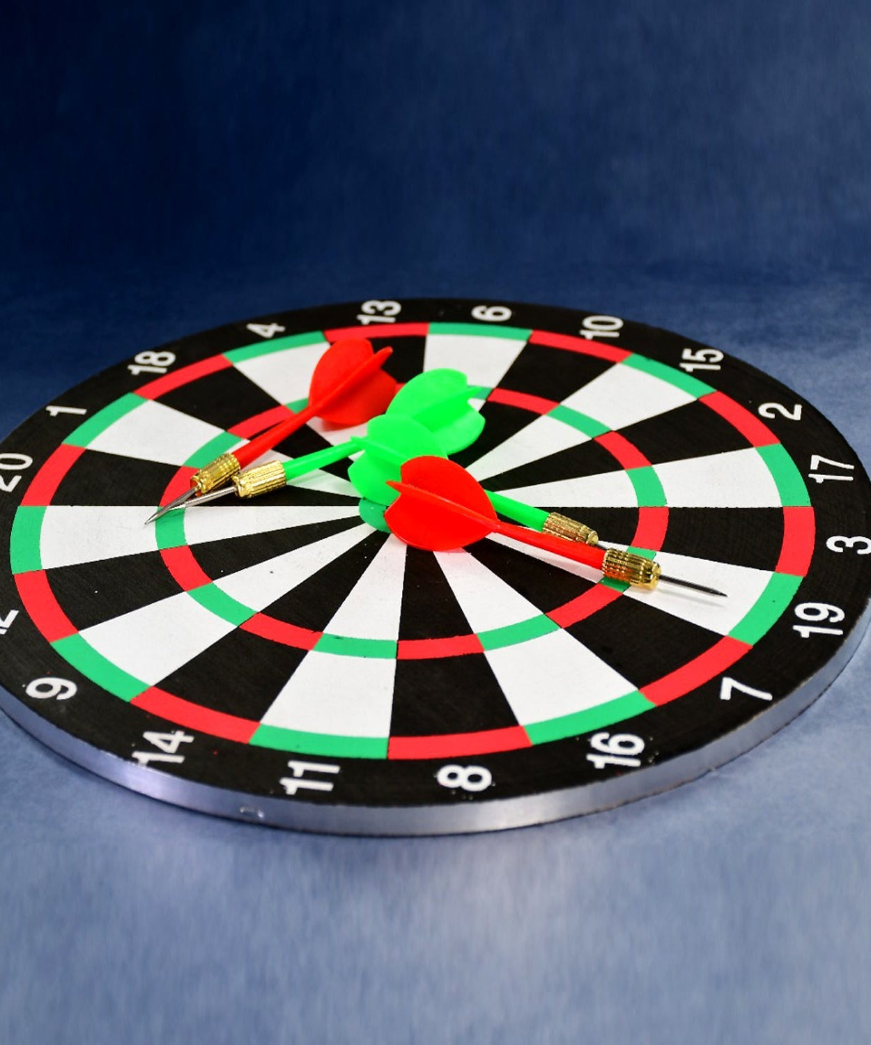 Double-faced dart board set