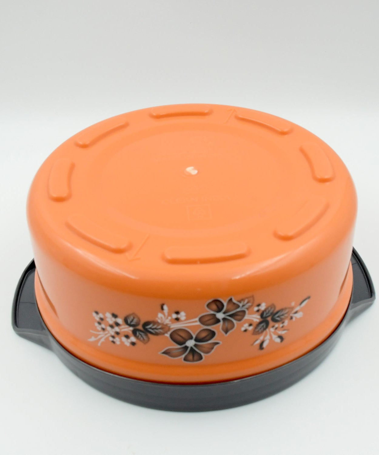 Insulated casserole box for kitchen use